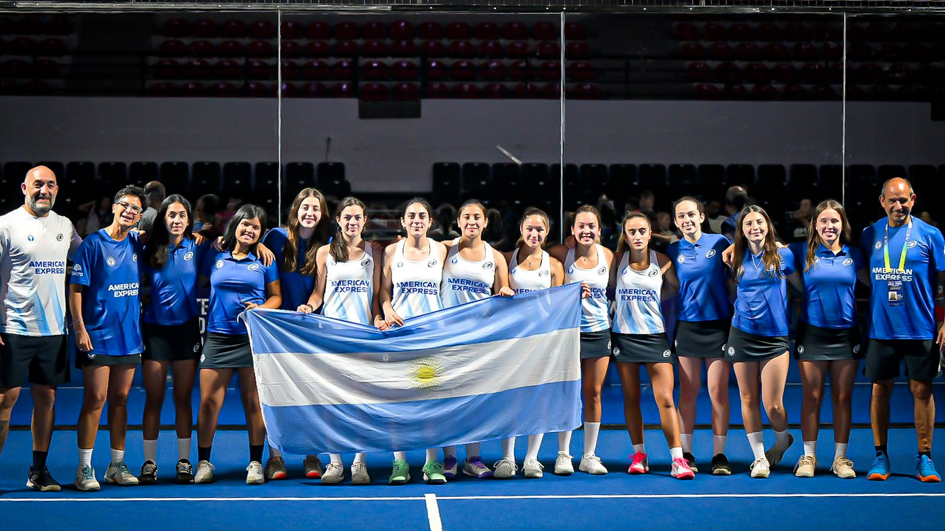 Spain secures double final. Sweden and Argentina are the other protagonists