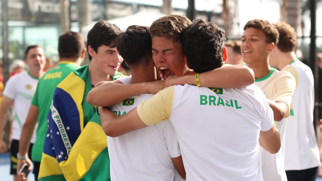 The quarterfinals. Brazil, Spain and Argentina win in both draws and go to the semifinals