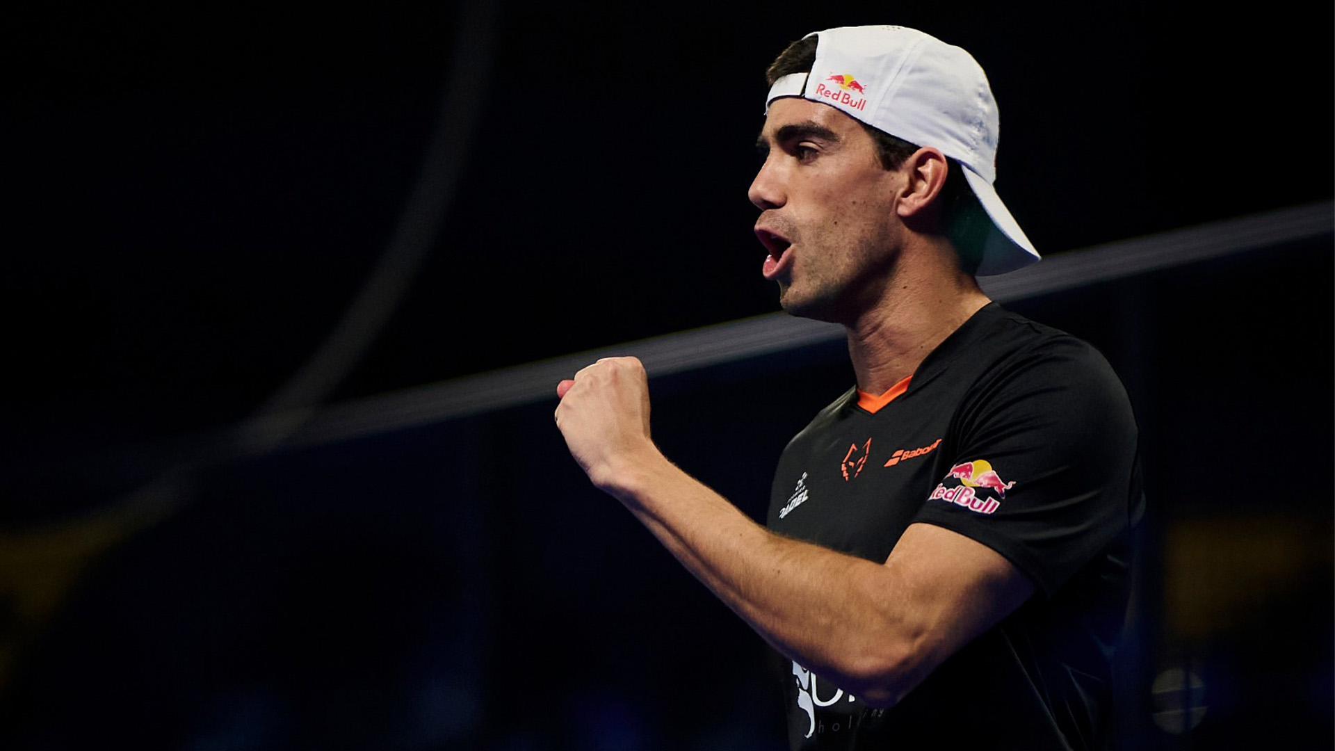 Stars shine at the Arena Kuwait and move into the quarter-finals