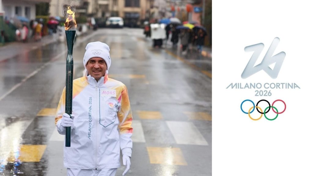 FIP President Luigi Carraro carries the Olympic Torch for Milano Cortina 2026: “A unique emotion, in those steps  was the entire world of Padel”