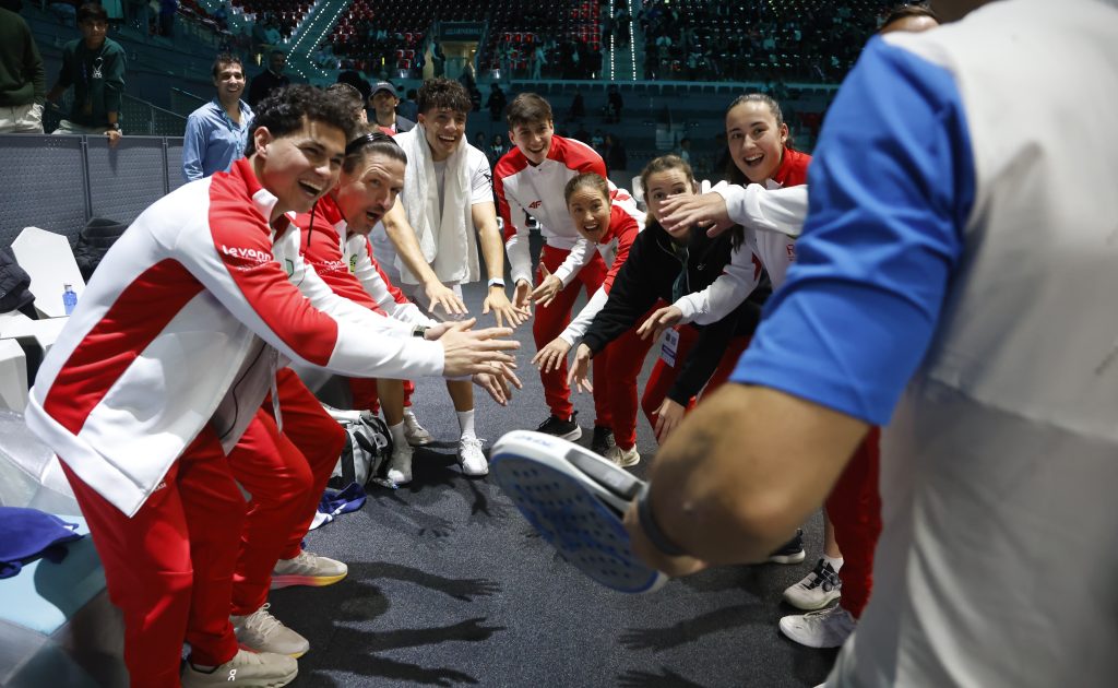 Day3, Ari Sanchez and Tapia take Lewandowski to first place