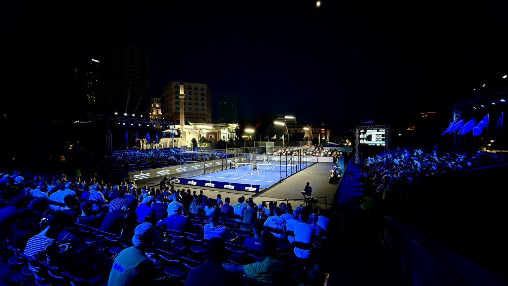 FIP Platinum Albania, Day2. Tirana welcomes the stars of world padel, winning debut for Salazar-Alonso and Stupaczuk-Yanguas. Quarter-finals on Thursday