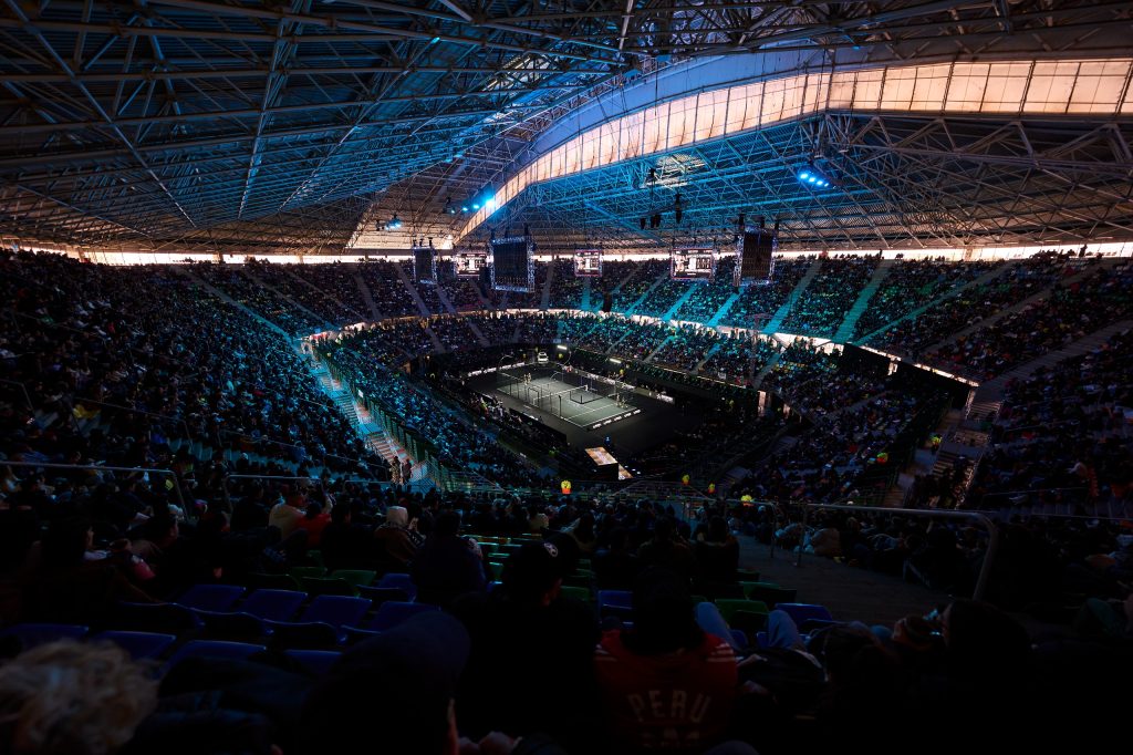 Day5. A record-breaking night: 16,920 fans at Parque Roca. And two ‘Clasicos’ in the finals